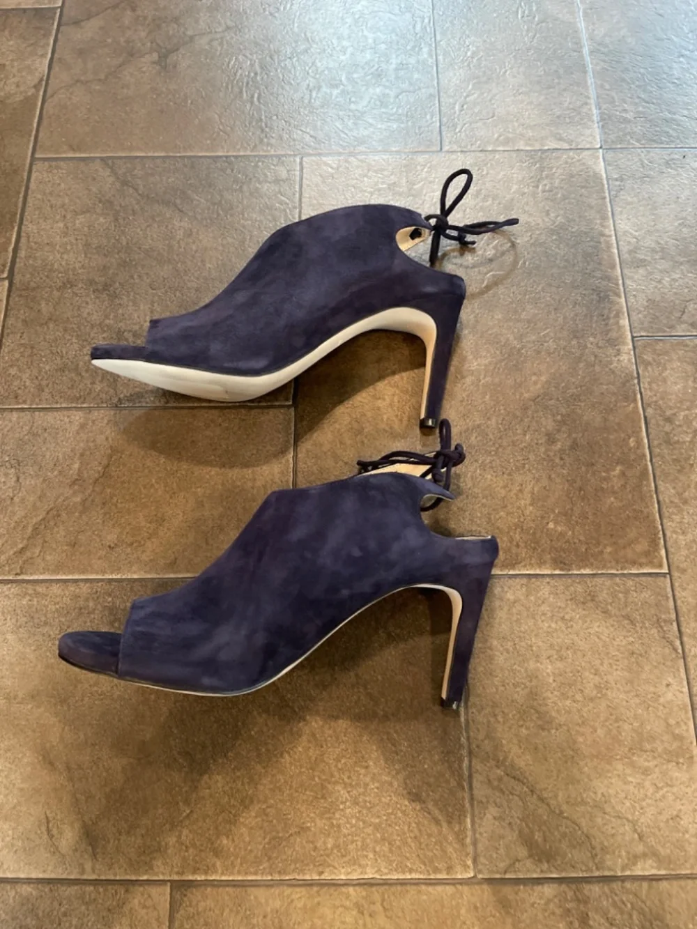 EUC Cole Haan Navy Blue Suede Emmett Heeled Bootie Size 9